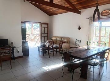 Casa · 207m² · 3 Quartos · 5 Vagas · Casa em Guararema