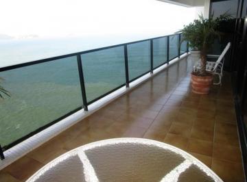 Apartamento · 168m² · 3 Quartos · Apartamento à venda no Guarujá na Praia das Pitangueiras.
