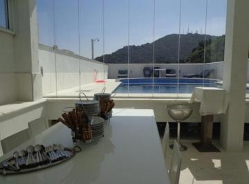 Apartamento · 450m² · 4 Quartos · Cobertura à venda no Guarujá na Praia das Pitangueiras.