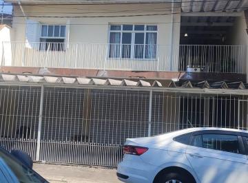 Comercial de 2 quartos, Taboão da Serra · Alugo casa com edicúla para comércio, centro de Taboão da Serra