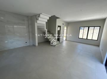 Casa de 3 quartos, Curitiba · Sobrado 166m² Guabirotuba — 3 Quartos (1 Suíte), 2 Vagas, Acabamento Alto Padrão