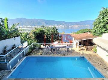 d8b29877fc5dbae685a878f4ec1c1e9b82a7611f · Casa Ampla com Vista para a Baía na Fróes