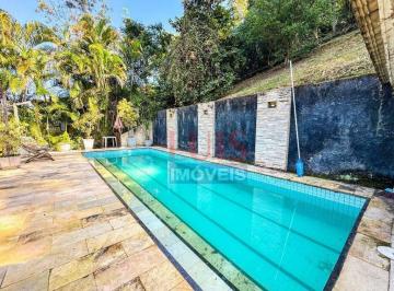 c1222e4dfc0915d2b1911b07d4b1557e0ed0e1cf · Casa com 5 dormitórios à venda, 363 m² por R$ 1.790.000,00 - Itaipu - Niterói/RJ