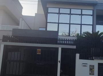Casa · 91m² · 2 Quartos · 1 Vaga · Venha morar na Praia de Bombas.. Geminado com excelente acabamento