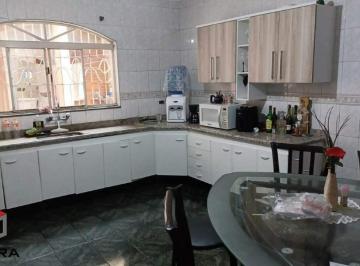 Casa · 220m² · 3 Quartos · 2 Vagas · Sobrado a venda 3 quartos (1 suíte) 2 vagas Jardim Las Vegas Santo André SP