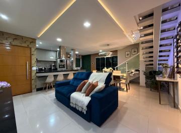 Casa · 225m² · 4 Quartos · 2 Vagas · Casa à venda em Londrina/PR