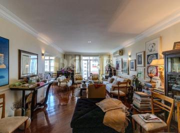 Apartamento · 324m² · 4 Quartos · 3 Vagas · Cobertura Triplex á Venda em Higienópolis com 417m², 4 quartos sendo 1 suíte, 3 vagas.