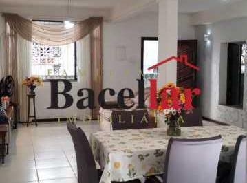 Casa · 126m² · 2 Quartos · Casa de Vila :  / Residencial / Jardim Botânico
