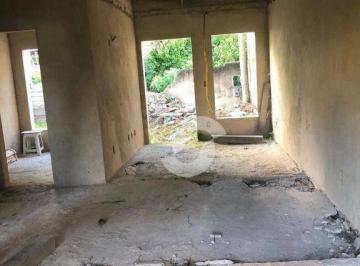 f9c7eb8afa44d2c1b6e939aad056d19401d4172e · Casa em Itacoatiara