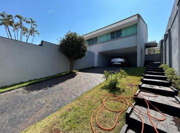 Casa · 280m² · 3 Quartos · Sobrado com 3 quartos à venda, Bairro Tabajaras - Uberlândia/MG