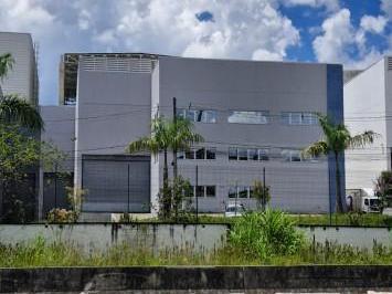 med_de93b884a2d868e0d20c8828c16cfca2.jpeg · GALPÃO PARA VENDA OU LOCAÇÃO - CENTRO EMPRESARIAL RAPOSO TAVARES