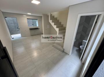 Foto 01 · Casa em Villagio à Venda em Mogi das Cruzes-SP: 2 Quartos, Sala, 2 Banheiros, 1 Vaga de Garagem e 59