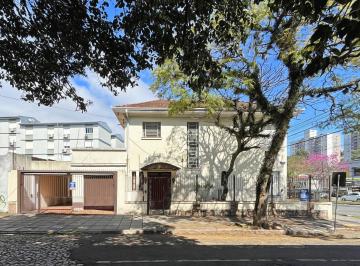 Casa · 260m² · 3 Quartos · 3 Vagas · Casa em Teresópolis