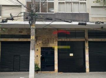 Apartamento · 96m² · 2 Quartos · Santa Cecilia - Apartamento para venda de 96m², sem vaga. Há 550 metros da estação Marechal Deodoro.