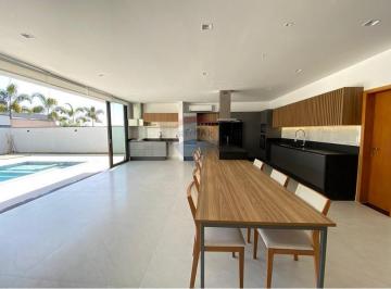 Casa · 248m² · 3 Quartos · 4 Vagas · Casa térrea no Condomínio Terras de Santa Cruz - Bragança Paulista SP.