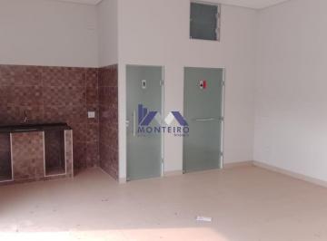 Foto 01 · Salão Comercial para Locação em Catanduva-SP, Bairro Parque Residencial Flamingo: 1 Sala, 2 Banheiro