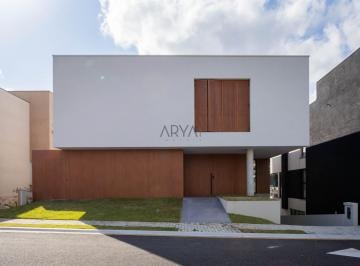 Casa · 671m² · 5 Quartos · 8 Vagas · Casa à venda em comdominio em São João  ARYA1