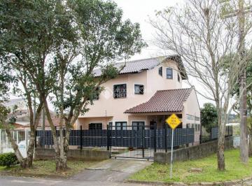 Casa · 217m² · 3 Quartos · 2 Vagas · Casa 3 dormitórios, suíte e garagem na Vila Nova