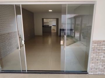 Casa de 3 quartos, Planaltina · PLANALTINA- 3 QUARTOS/1 SUÍTE-ÁREA ÚTIL 220M² ESCRITURADA E REGISTRADA