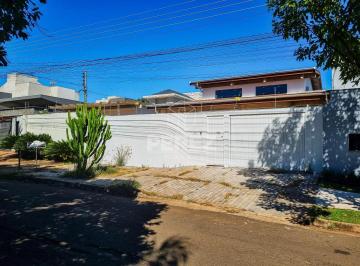 Casa · 287m² · 6 Quartos · 2 Vagas · Sobrado no Jardim Bela Vista