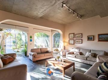 416f794f-a6f4-4f11-b80f-14255a5da883.jpg · Casa para venda em Campo Belo com 4 quartos, sendo 1 suíte, 329m²
