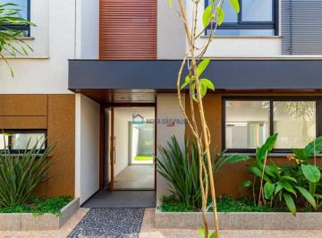Casa · 418m² · 4 Quartos · 4 Vagas · Casa de alto padrão à venda com 4 quartos, 4 suítes, 4 vagas, no Alto da Boa Vista.
