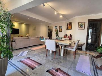 Casa · 184m² · 3 Quartos · 3 Vagas · Sobrado 3 quartos, suítes, 3 vagas, quintal amplo e edícula com área gourmet no Planalto Paulista!
