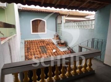 Casa · 100m² · 2 Quartos · 1 Vaga · Casa 82m2 no Campo Grande, 2 quartos, sala, cozinha, churrasqueira, depósito nos fundos e 1 vaga.