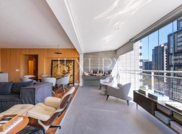 1 · Apartamento reformado com 169 m², 3 suítes à venda no bairro Itaim Bibi.