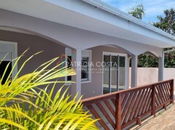 Casa · 450m² · 3 Quartos · 1 Vaga · Casa com Piscina na Penha de Paulo Lopes