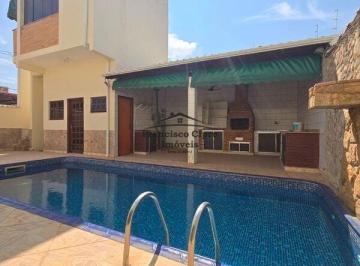 Casa · 335m² · 3 Quartos · 4 Vagas · Casa à venda no bairro Campo do Galvão - Guaratinguetá/SP