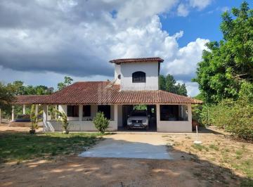 Rural · 5500m² · 4 Quartos · 1 Vaga · Sítio em Paracatu / Morro Grande - Araruama/RJ