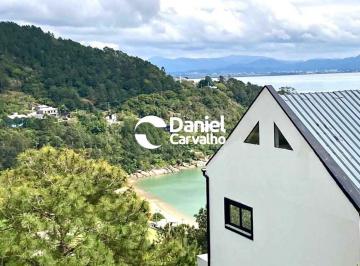 Casa · 900m² · 3 Quartos · 3 Vagas · Casa à venda no bairro Ganchos do Meio - Governador Celso Ramos/SC, Norte