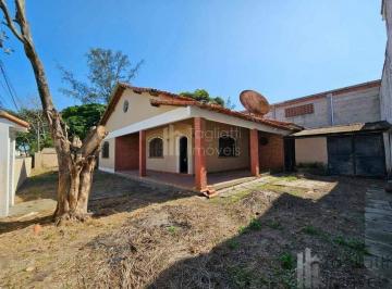 Casa · 160m² · 3 Quartos · 2 Vagas · Casa à venda no bairro Clube dos Engenheiros em Araruama/RJ
