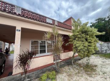 Casa · 150m² · 3 Quartos · Casa Padrão há 50 metros da Orla da Praia do Coqueiral