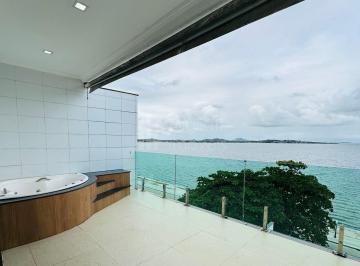 Casa · 225m² · 3 Quartos · 1 Vaga · Casa Triplex em Pontinha, Araruama/RJ
