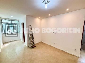 Apartamento · 69m² · 2 Quartos · Rua Voluntários da Pátria, 2 quartos todo reformado, vazio, Oportunidade!!!!