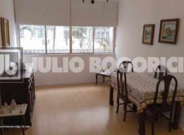 Apartamento · 76m² · 2 Quartos · Reformadissimo! claro e arejado, ótima, andar baixo, farta condução!