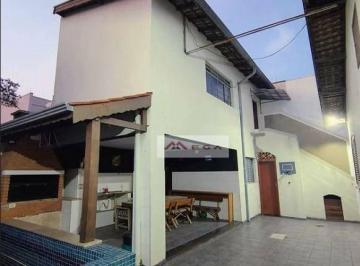 07472784912430456881114db70f539860e913f8 · Casa com 3 quartos