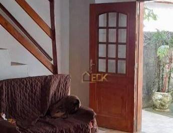 c10575a39037efa3625e2f46649890e4f6f7d832 · Sobrado com 2 dormitórios à venda, 200 m² por R$ 340.000 - Jardim Gurilândia - Taubaté/SP