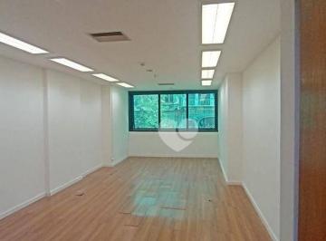 b3fad77025fabaf0ef21634f5097429c3b784ca1 · Excelente Sala Comercial. Localização privilegiada no coração do centro da cidade.