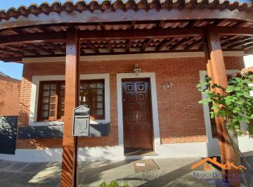 Casa · 250m² · 2 Quartos · 2 Vagas · Casa a venda em condomínio fechado de Aruja ! Confira!