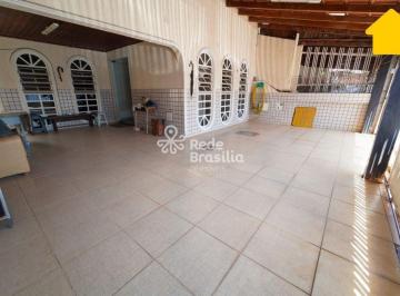 Casa · 120m² · 3 Quartos · 2 Vagas · More Agora: Casa Térrea à Venda no Guará II com 120m² e 3 Quartos