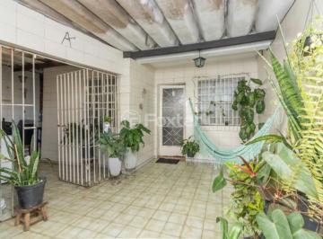 26254c78-668c-490c-af73-cc70650ec602.jpeg · Casa, 5 dormitórios, 115 m², em Vila Santa Catarina