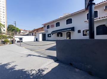 Comercial · 220m² · 5 Quartos · 5 Vagas · Casa comercial na Rua Henrique Chaves, N. 459 • 220 m²