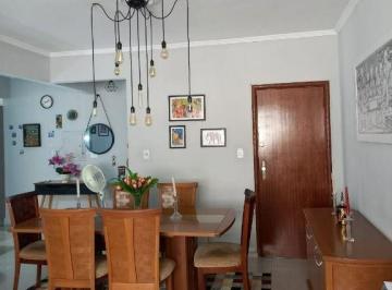 Apartamento de 2 quartos, São Vicente · 2 Dorm Amplos há 50m da Praia do Gonzaguinha em São Vicente