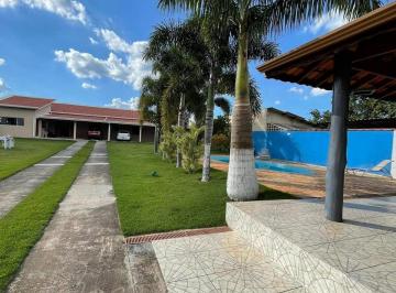 Casa de 3 quartos, Araçoiaba da Serra · Linda chácara com piscina e área gourmet - Salete