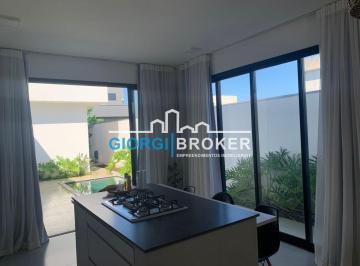 Foto 01 · Luxuosa Casa em Condomínio com 3 Suítes e Piscina em Mirassol-SP no Residencial Terra Vista 175m² -