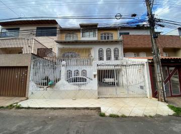 Casa de 5 quartos, Riacho Fundo · Qn 07- Sobrado com 04 apartamentos, em excelente localização!