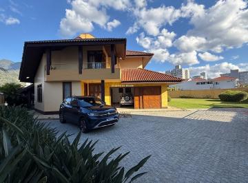 Foto 01 · ÓTIMA CASA DE ALTO PADRÃO NO CENTRO - JARAGUÁ DO SUL